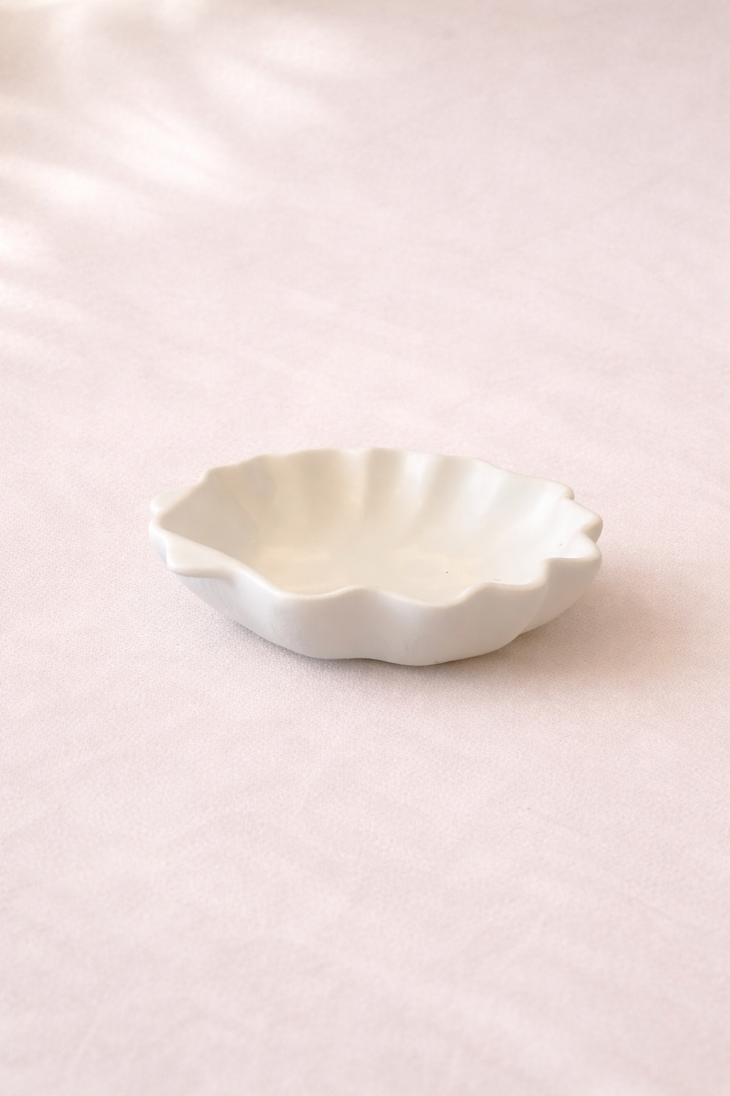 Scallop Shell Cast Stone Vase